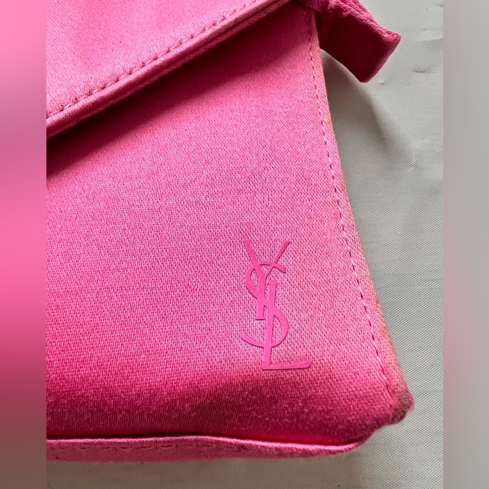 Yves Saint Laurent Novelty Clutch Bag Pink mirror pouch with zipper charm - Picture 3 of 14